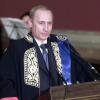 Με απόφαση της Συγκλήτου ΕΚΠΑ: Αφαιρεί τον τίτλο του επίτιμου διδάκτορα από τον Πούτιν
