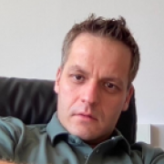 photo_kt_office.png